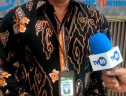 Menyambut Kementrian Dan KaDisDik SumSel Hj.Mondyaboni,SE.S.KOM Oleh KaBPMP Prov.H.Tajuddin Idris.Ssi.